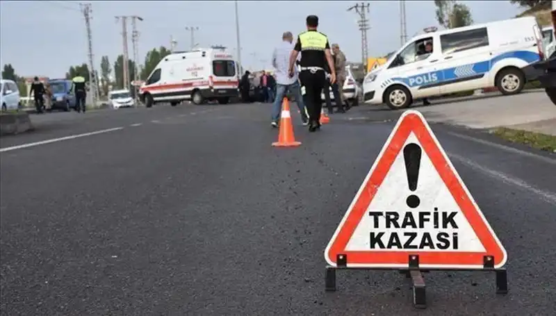 Tekirdağ’da Kontrolden Çıkan Otomobil Bariyere Çarptı: Tragedya Alevlendi