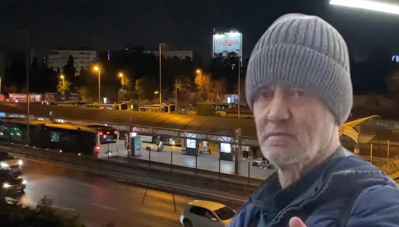 Mecidiyeköy Metrobüs Durağında Yaşanan Korkunç İtişme Olayı!