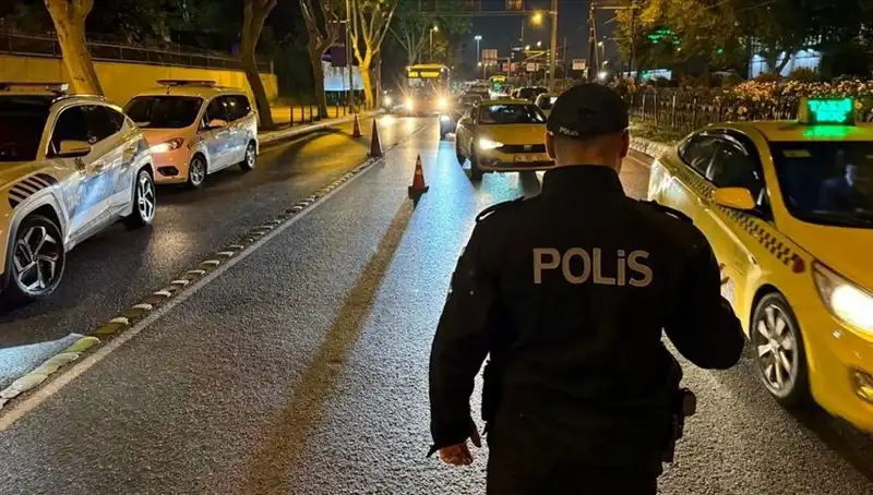 İstanbul'da Huzur Operasyonu: 1505 Kişi Gözaltına Alındı