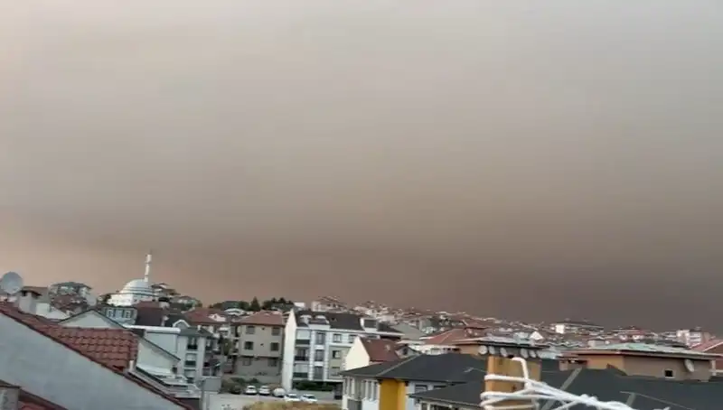 Bursalılar Dikkat! Kül Yağmuru Tehlikesi Üzerine Acil Uyarı