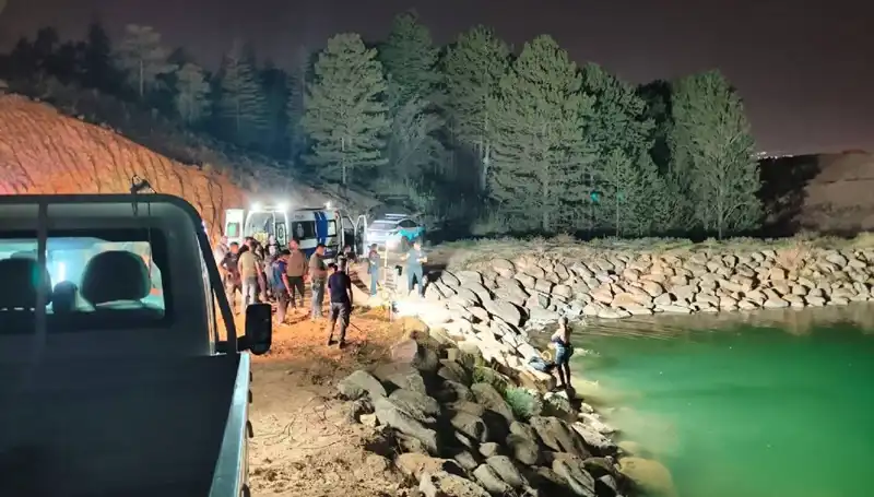 Doğum Gününde Feci Kaza: Gölette Can Pazarı Yaşandı
