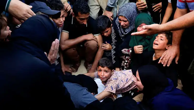 İsrail Ordusu Gazze'deki Saldırılarını Sürdürüyor: Siviller İçin Tehdit Büyüyor