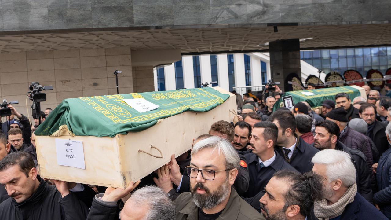 Bolu Faciasında Hayatını Kaybedenler İçin Cenaze Törenleri Düzenlendi