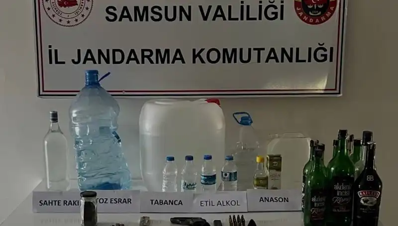 Samsun'da Sahte İçki Çetesi Çökertildi: Litrelerce İçki Ele Geçirildi