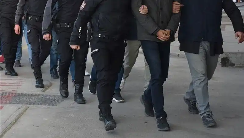 FETÖ Operasyonları Tüm Hızıyla Devam Ediyor: 5 İlde 10 Gözaltı