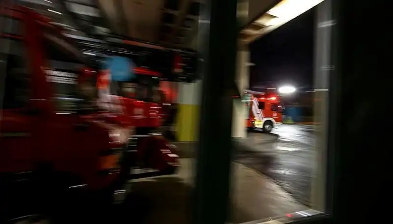 Konya'da İş Yeri Yangını: 4 Kişi Dumandan Etkilendi, Yaralılar Hastaneye Kaldırıldı
