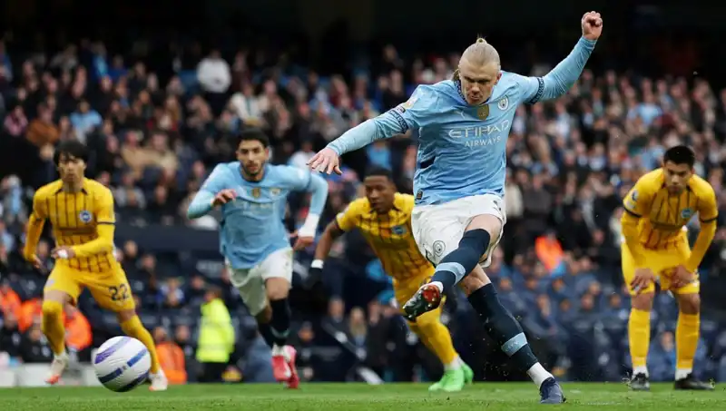 Manchester City Yıldızı Haaland'dan Gelen Kötü Haber Takımı Sarstı