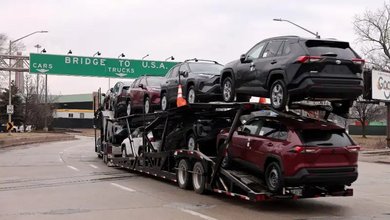 Toyota, ABD Pazarında Hibrit Araç Üretiminde Tarihi Bir Dönüşüm Yapıyor