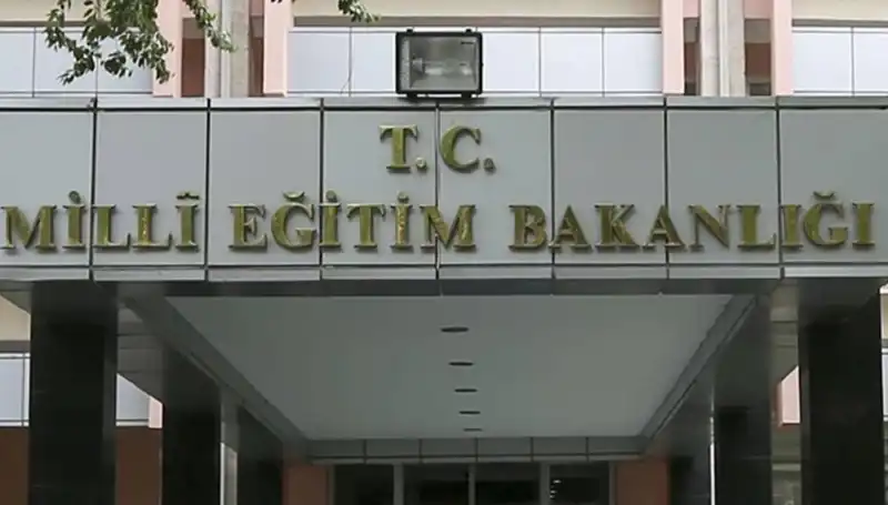 MEB'den Kritik Uyarı: Bakanlık Adı Kullanılarak Dolandırıcılık Yapılıyor!