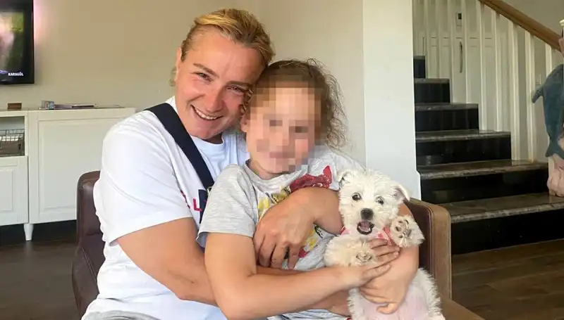 Kızını Babanın Görüş Gününde Geç Getiren Anne, Cezaevine Girdi