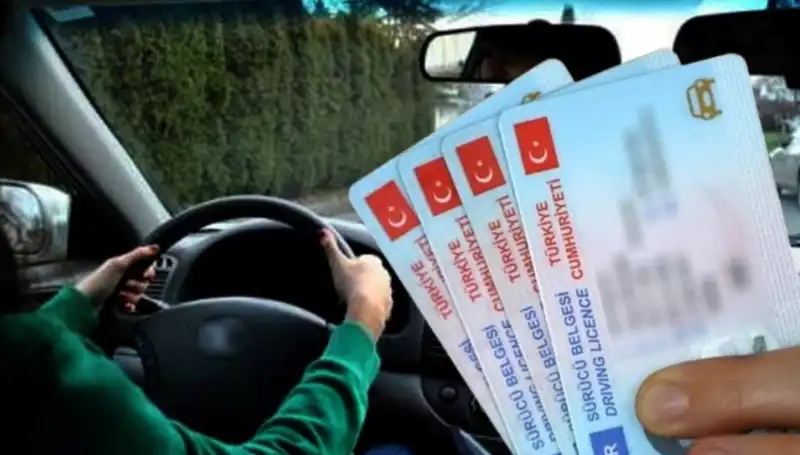 31 Temmuz Son Tarih! Ehliyet Yenileme İşlemini Kolayca Yapmanın 5 Yolu