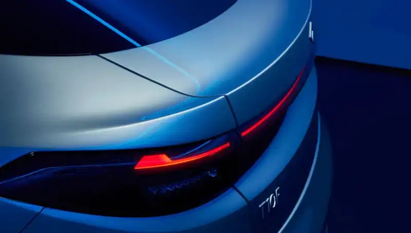 Togg'un Yepyeni Sedan Modeli: Elektrikli Gelecek Yolda!
