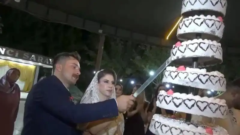 Düğün Günü Korkunç Bir Kazaya Dönüşünce: Sevinçler Hastaneye Taşındı