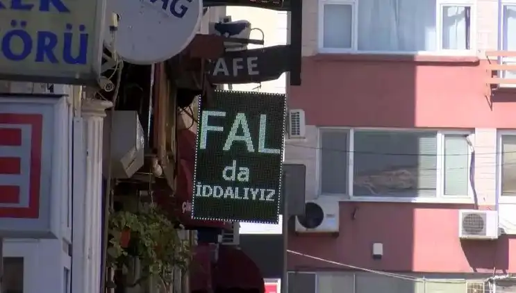 Para Karşılığı Fal Bakmanın Cezası: Hapse Girmek Zorunda Kalabilirsiniz