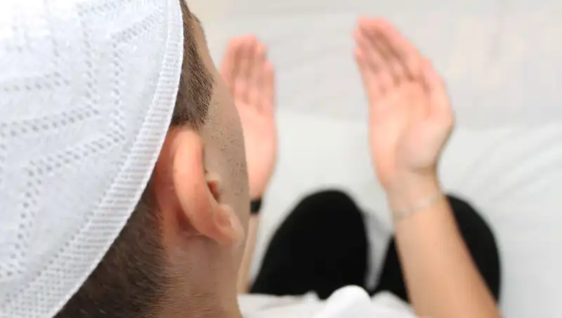 Seferi Namazı Nasıl Kılınır? Detaylı Bilgiler ve Rehber
