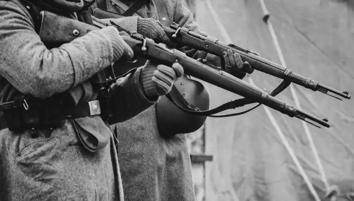 Toplumda Şok Yaratan Açığa Çıkan İstihbarat Şefinin Nazi Bağlantısı