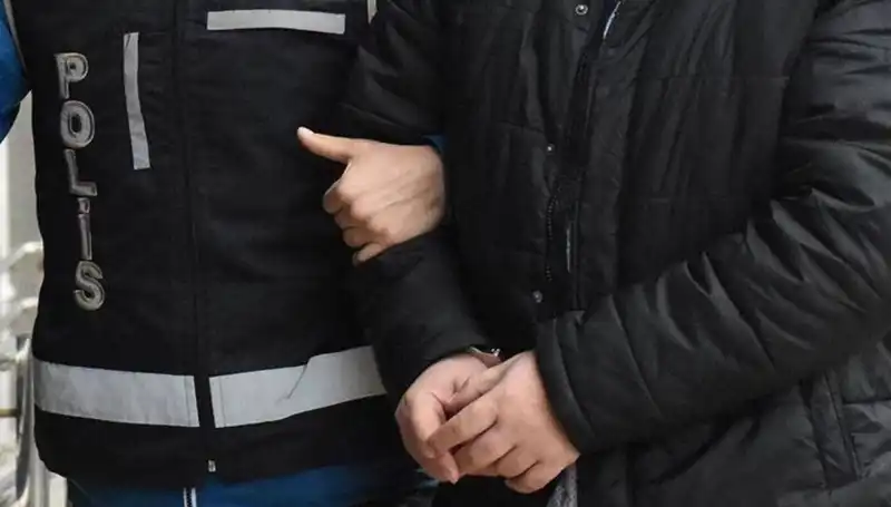 İstanbul'da Terör Soruşturması: 7 Şüpheli Tutuklandı, Ayrıntıları Sırasında Açıklığa Kavuşuyor