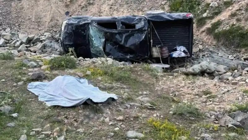 Gümüşhane'de Feci Kaza: Bir Kayıp, Beş Yaralı