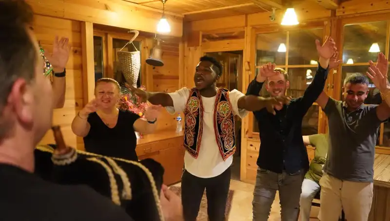 Gana'dan Rizeliye Uzanan İlginç Hikaye: Tıp Fakültesi Mezuniyeti