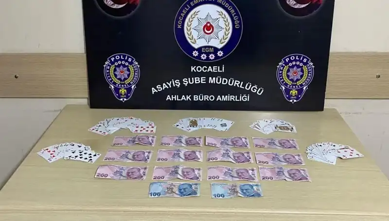 Kocaeli'de Kumar Baskınları: Kahvehanelerdeki Gizli Oyun Düzenleri Ortaya Çıktı