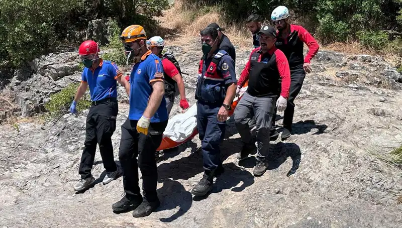 Kayalıklar Arasındaki Gizemli Ölüm: Tüyler Ürperten Olay Ne Anlama Geliyor?