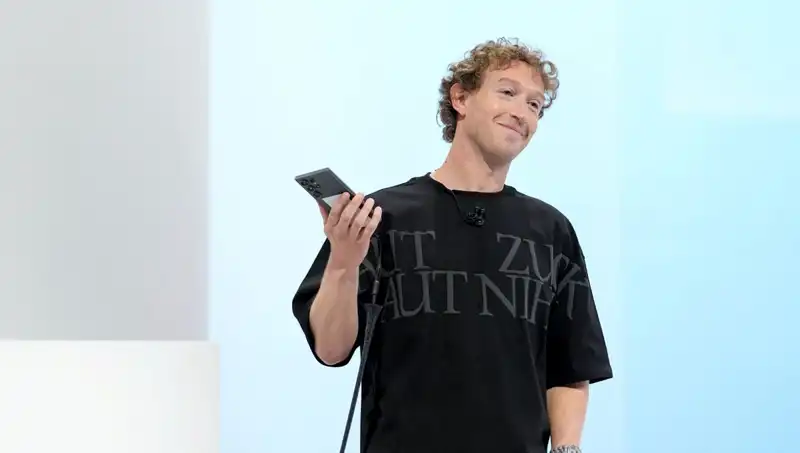 Zuckerberg’in Gizli Yapay Zeka Projesi: 100 Milyon Dolarlık Beyin Avı!