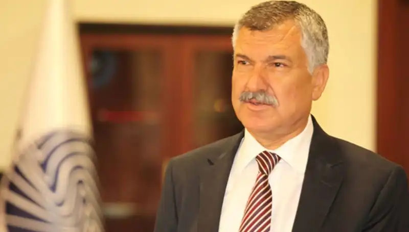 Adana'nın Dinamik Belediye Başkanı Zeydan Karalar: Hayatı ve Siyasi Kariyeri