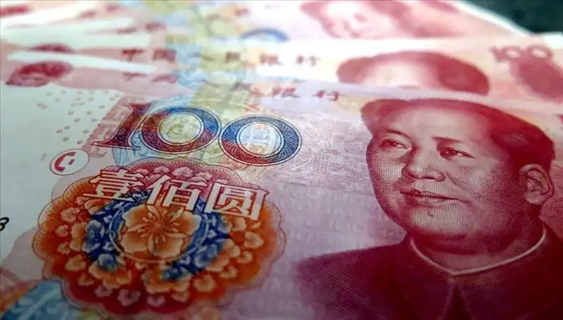 Çin Yuan'ı Düşüşte: Ekonomik Sorunlar ve Küresel Etkileri