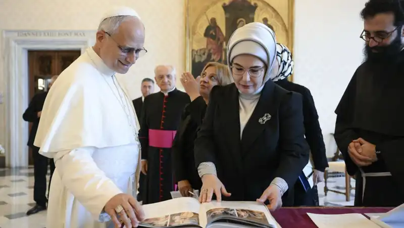 Emine Erdoğan ve Papa Leo Buluştu: Gazze Konusunda Yeni Dönem
