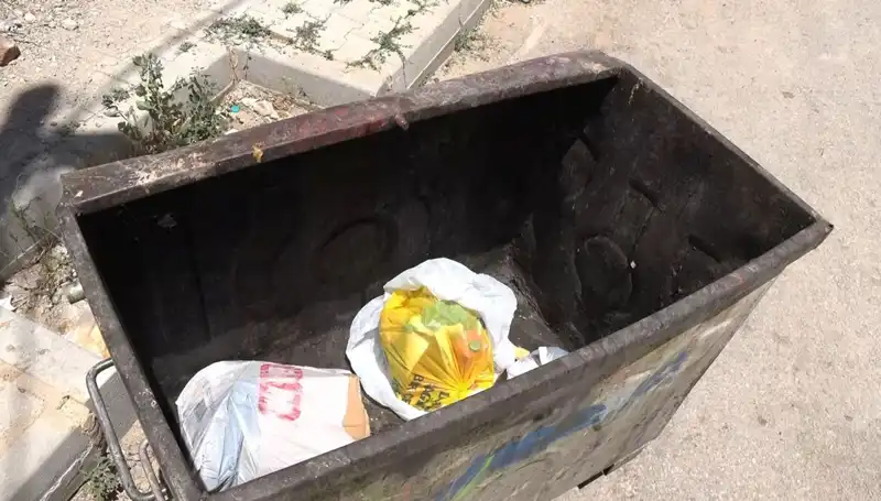 Evde Doğum Yapan Genç Kadın, Bebeğini Çöpe Attı: Skandal Olayın Detayları